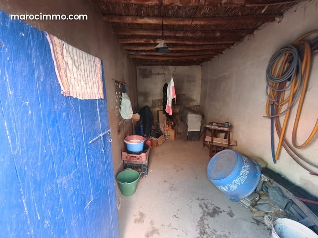 Petit riad 60 M2 au sol à rénover mézina — 2