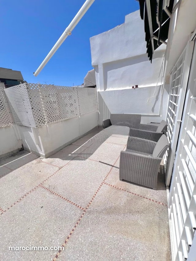 Vend appartement à Agdal kays. 3 pièces confortables. Belle terrasse — 2