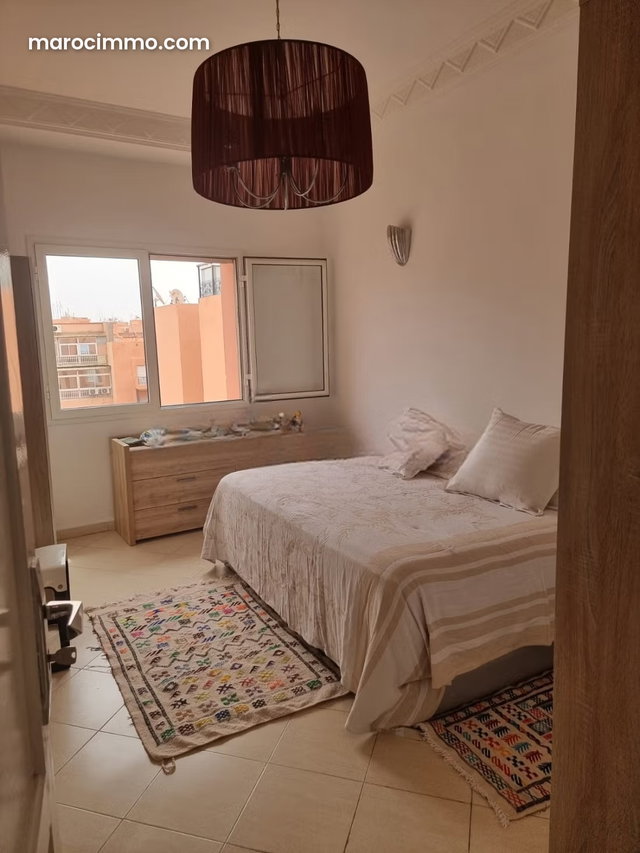 Vente d'un bel appartement à Camp Al Ghoul. 2 belles chambres. Meublé — 5