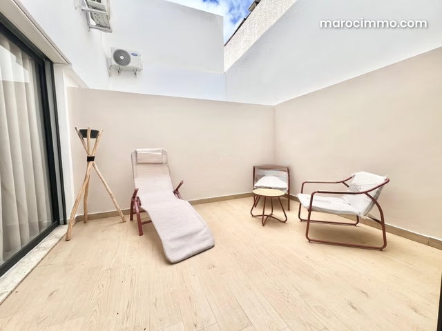 Superbe studio meublé de 70 m²– Oasis — 2