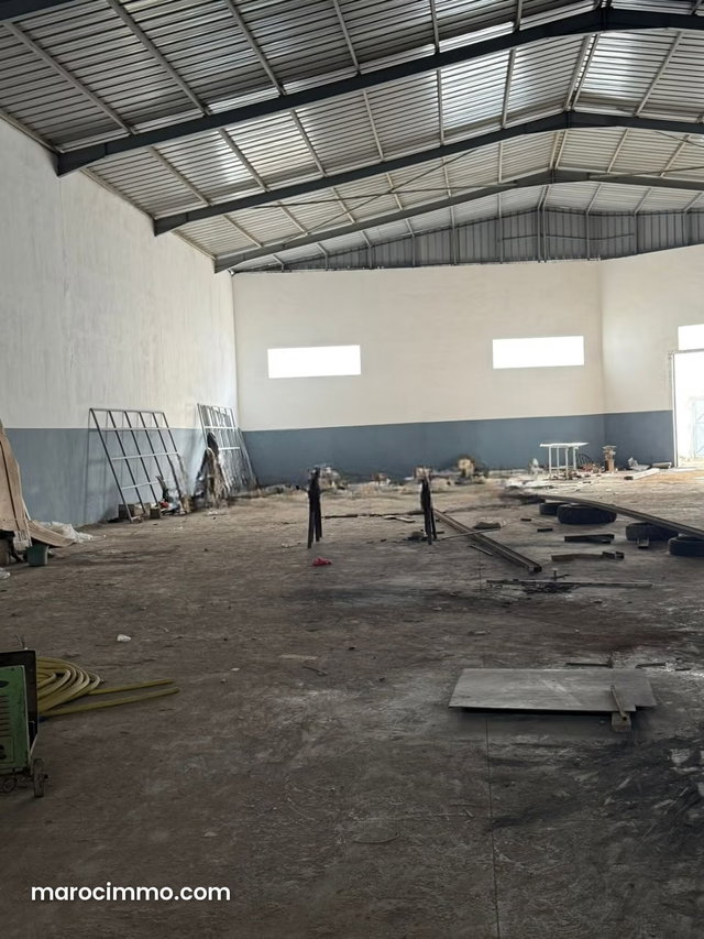 Hangar à louer – investissement stratégique — 2