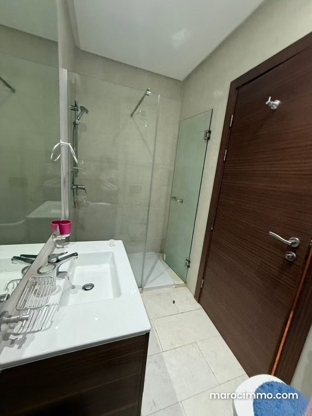 Superbe appartement à louer à Casablanca Finance City. 3 pièces confortables. Bien meublé — 5