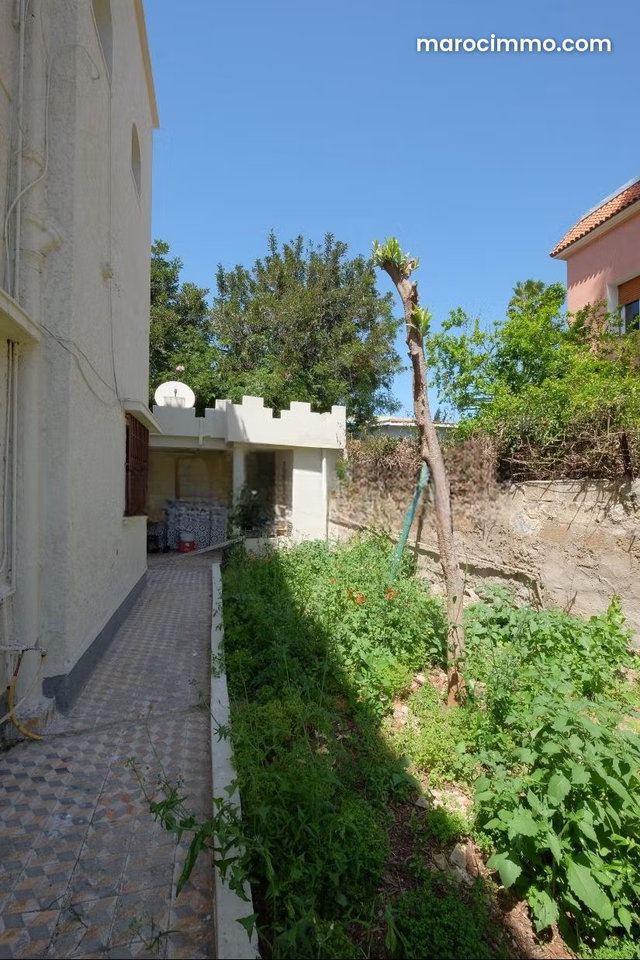Villa 528 m² à retaper 4 chambres calme — 5