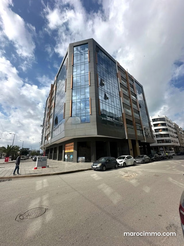 Bureau à vendre 126 m² Roches Noires Casablanca — 2