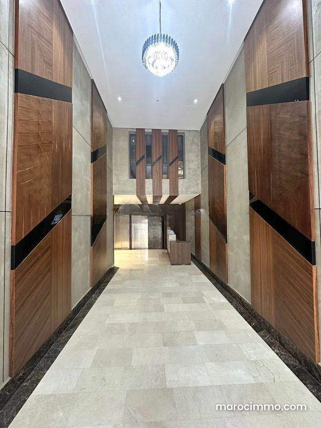 Bureau à vendre 126 m² Roches Noires Casablanca — 4