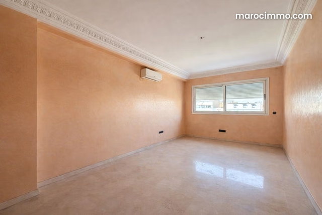 Appartement 3 chambres 104 m2 Boulevard Mohamed V balcon et garage — 3