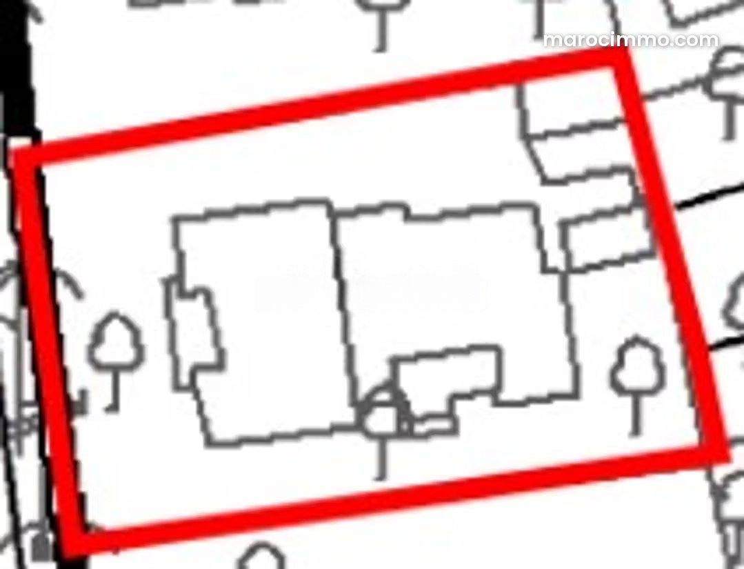 1,000 m² Commercial Land with Two Street Frontages, Taddart Boulevard, Californie — Casablanca