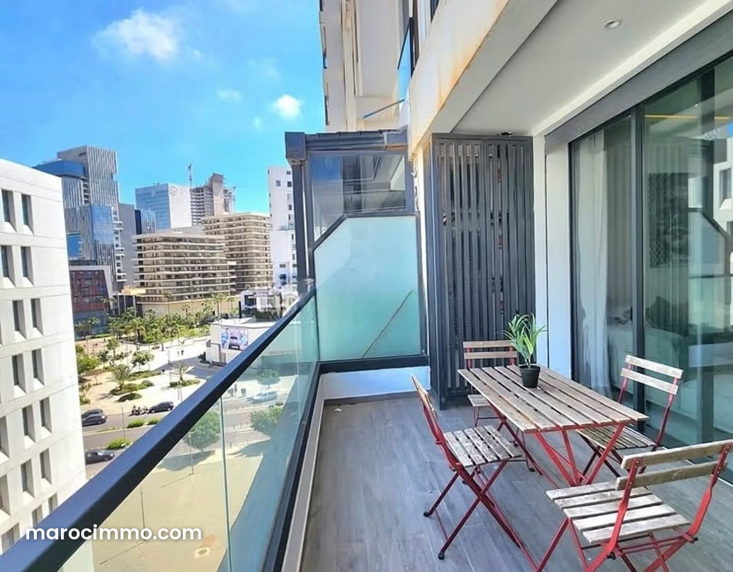 120 m² Apartment to Renovate, Casablanca Finance City — Casablanca