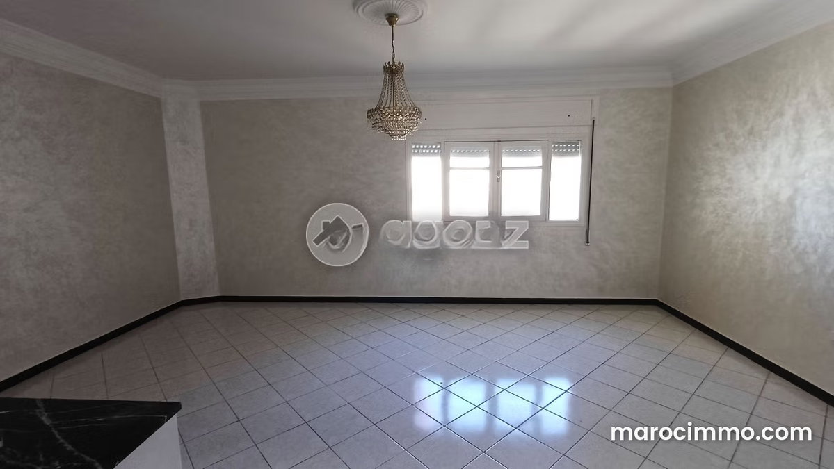 Appartement à vendre 156 m², 3 chambres Rue de Fès Tanger