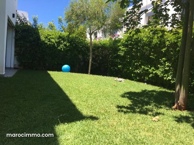Dar Bouazza – Superbe villa d’angle à vendre 3CH — 3