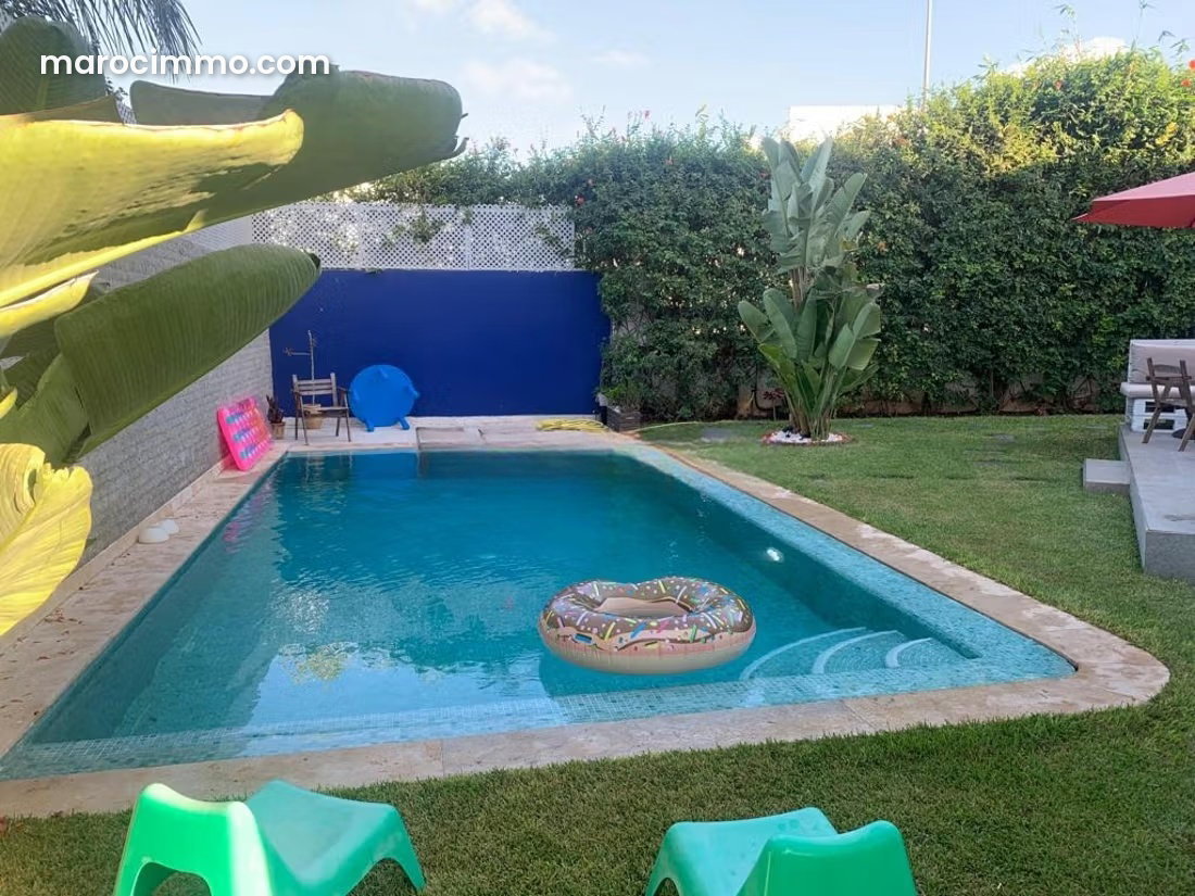 195 sqm villa with pool and garden in Dar Bouazza — Dar Bouazza