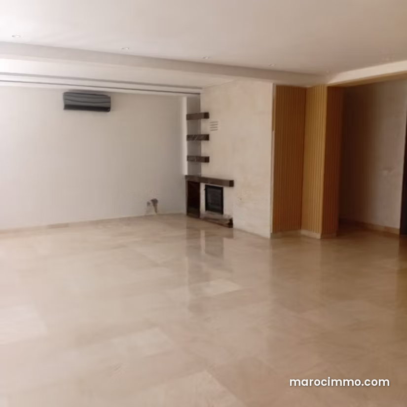 184 sqm Apartment with Private Garden, Hay Riad, Rabat — Rabat