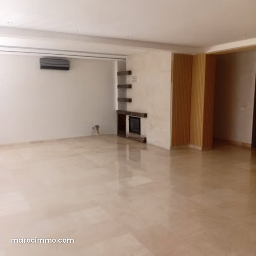Appartement 184 m² avec jardin privatif, Riyad, Rabat — Rabat