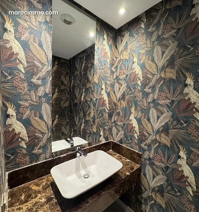 Superbe appartement vide à louer à Ain Diab — 4