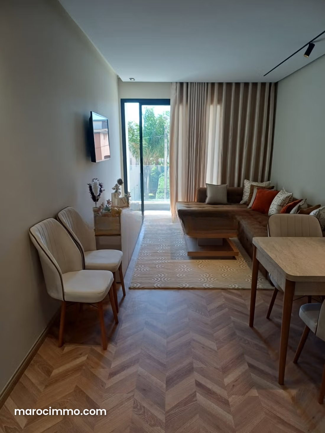 Appartement meublé avec terrasse à louer à Oasis Casablanca — Casablanca