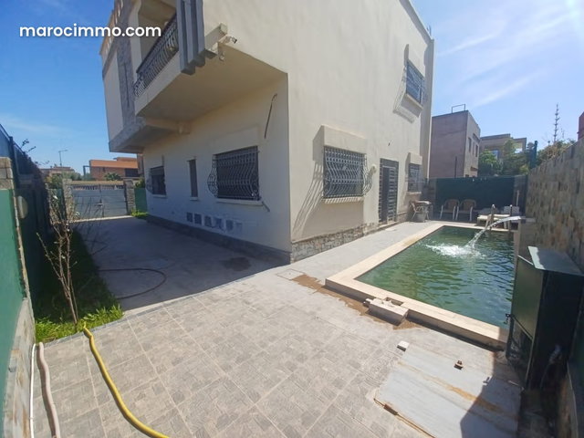 À vendre – Superbe villa avec piscine à Targa — 2
