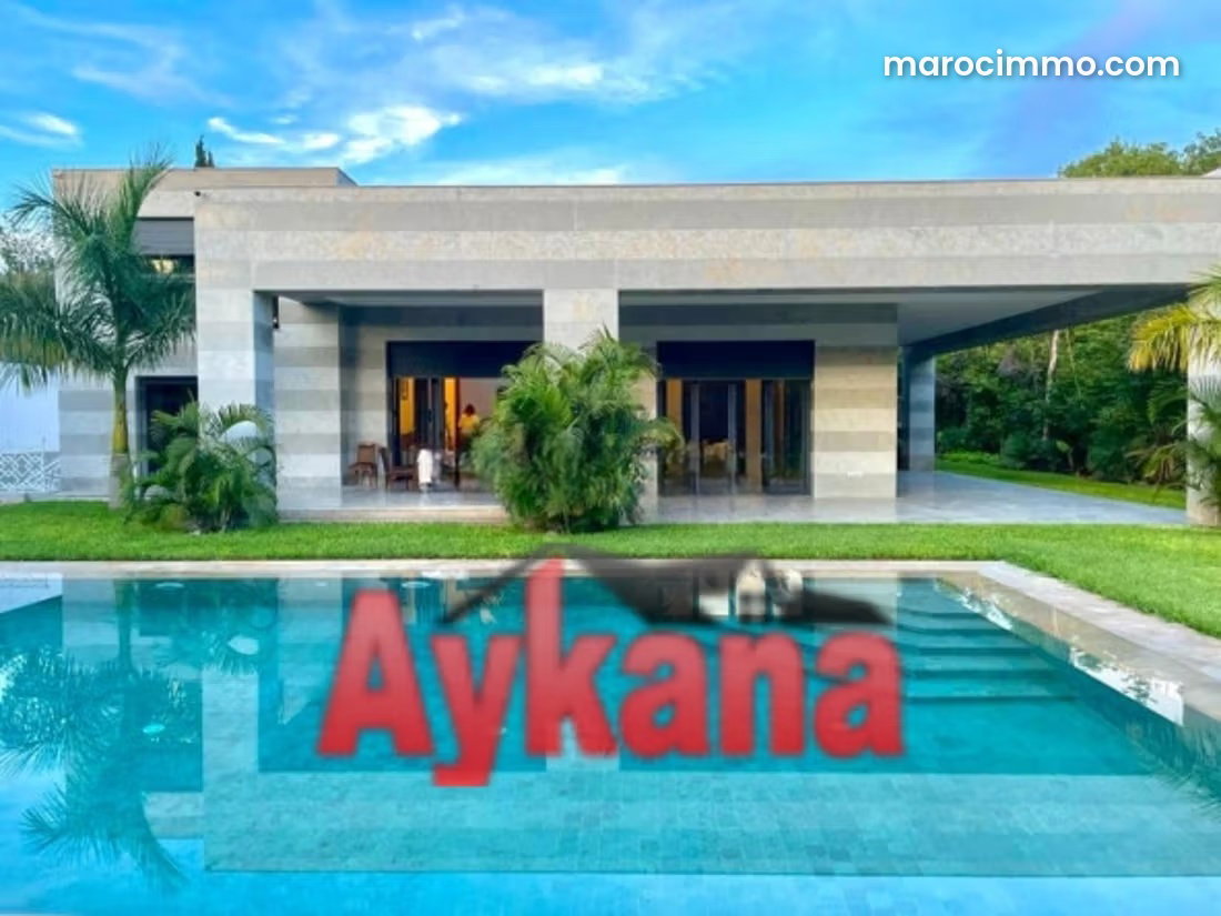 Villa 800 m² avec piscine et jardin 1800 m², Souissi, Rabat — Rabat