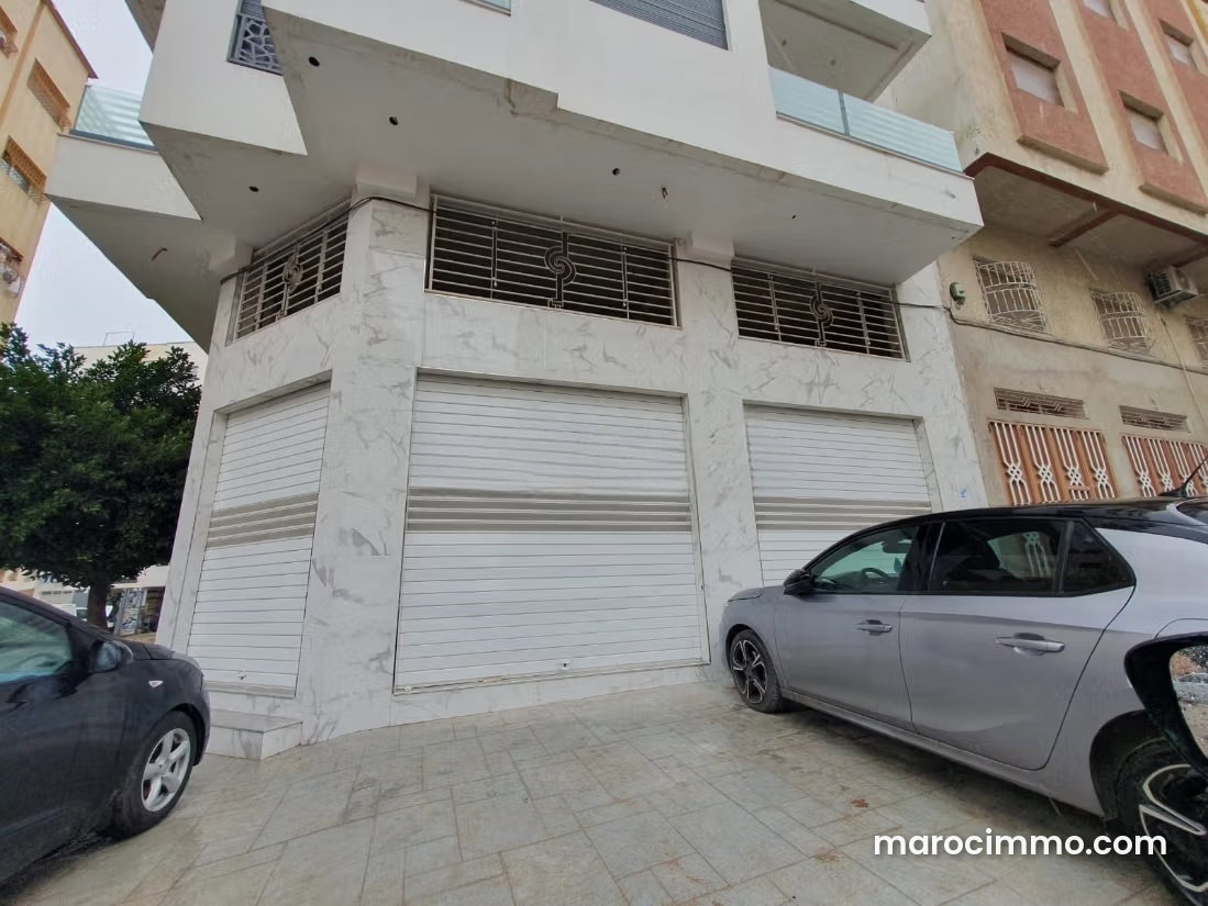114 m² Commercial Premises with Garage for Rent in Ahlane, Tangier — Tangier