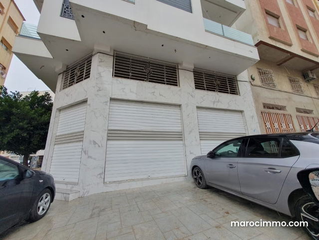 Garage Commercial à louer au mois à Ahlane — Tanger
