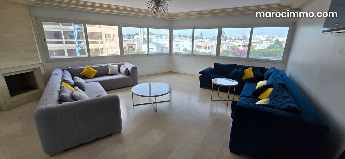 Appartement à Louer au Triangle d'Or, Racine