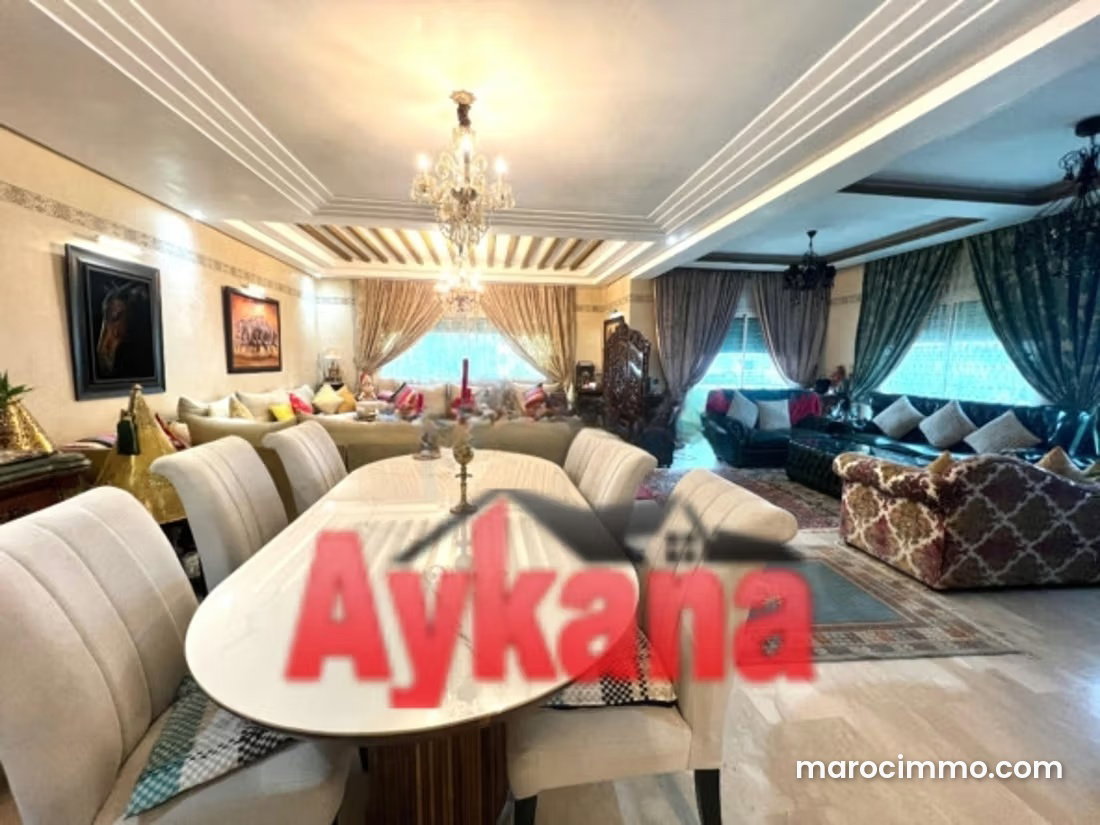 180 sqm Apartment with Terrace and Garage in Riyad, Rabat — Rabat
