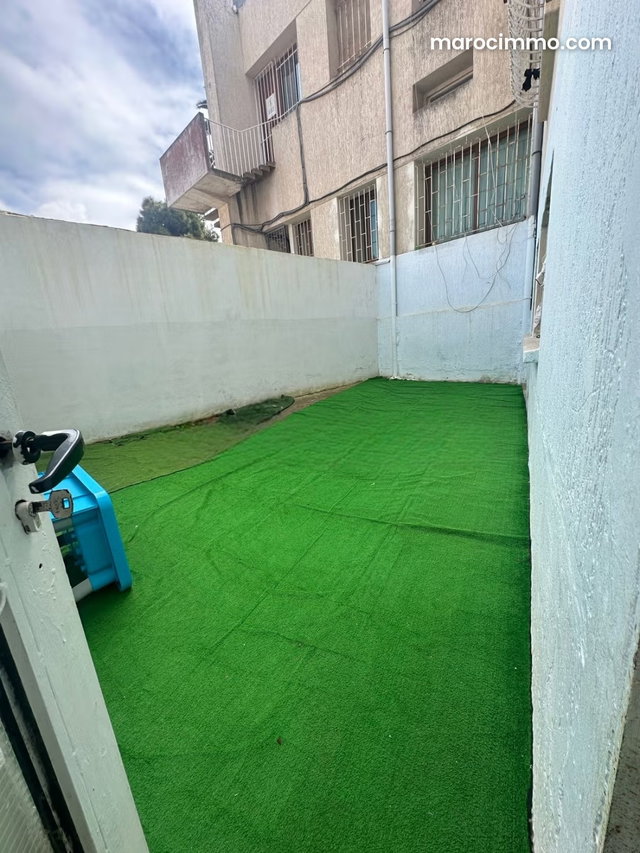 À Vendre: Villa Commerciale 280m² à agdal riad — 5
