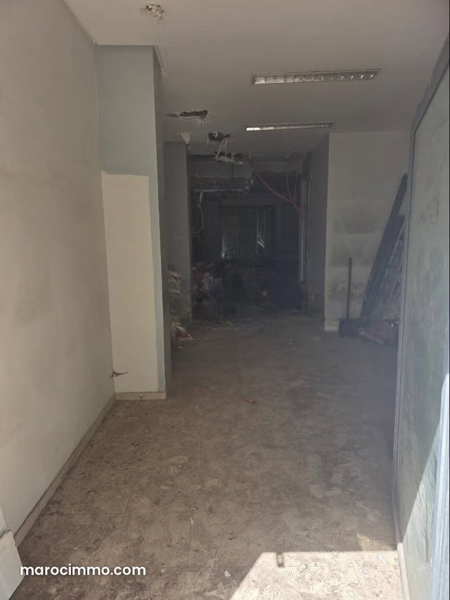 Local commercial en vente à Agdal. Superficie 88 m² — 5