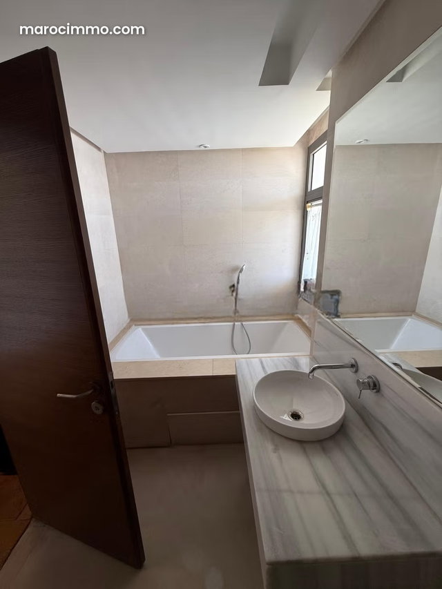 Luxury Apartment FOR RENT in Souissi — 4
