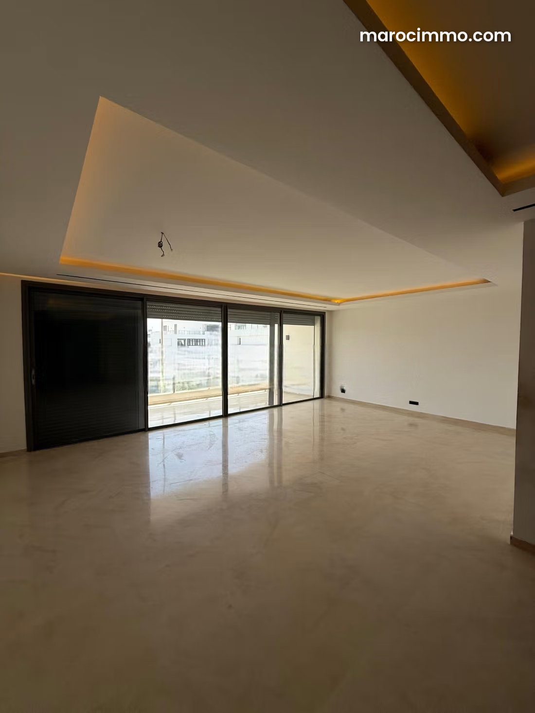 Appartement récent à louer à Souissi, Rabat, 170 m² — Rabat