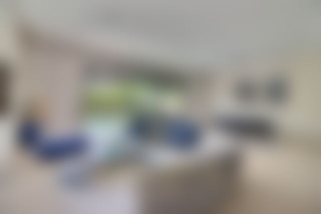 250 m² Villa with Swimming Pool for Sale in Agdal, Marrakech — Marrakesh