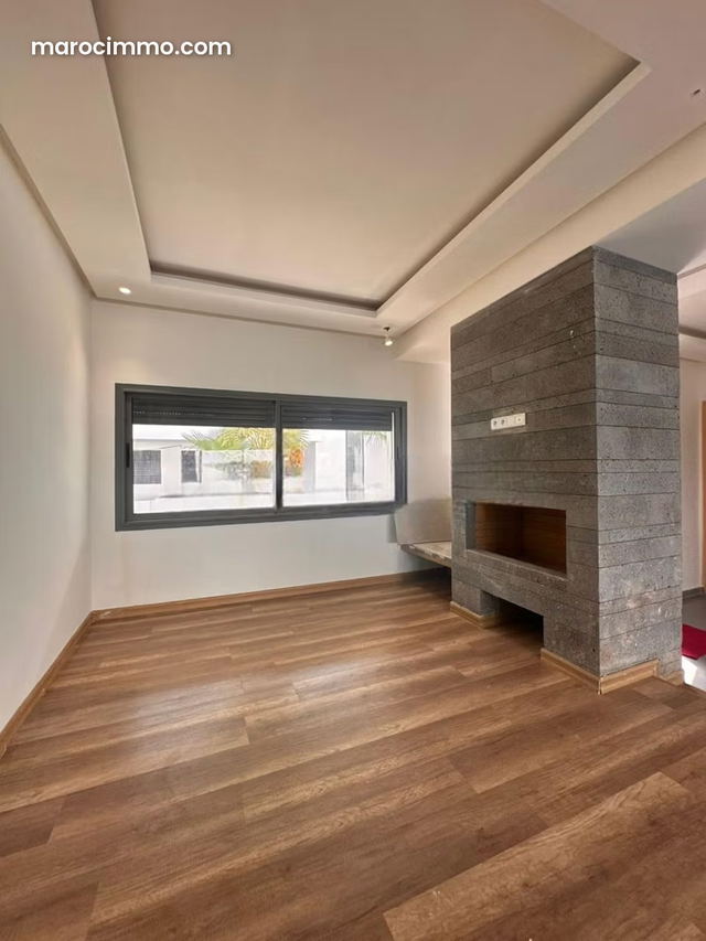 Un magnifique triplex à louer — Temara