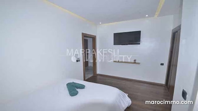 Luxueux Appartement Meublé Moderne à louer — 5
