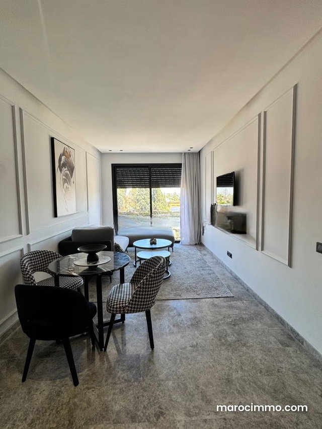 Superbe studio meublé à louer à Oasis — 3