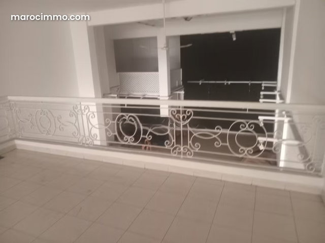 Local commercial a vendre — 4