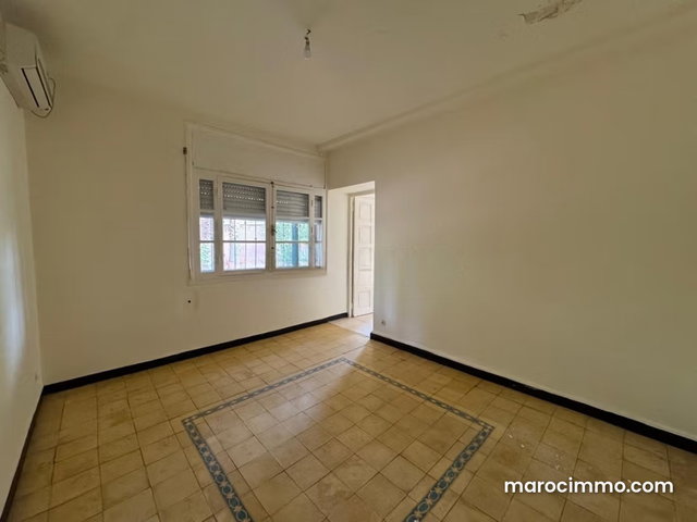 Vacant 4-Bedroom Villa for Rent in Targa — 3