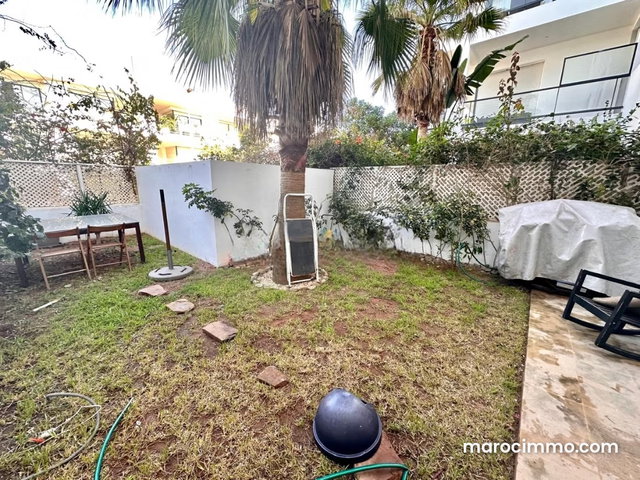 Trés bel appartement vide avec jardin à louer — 4