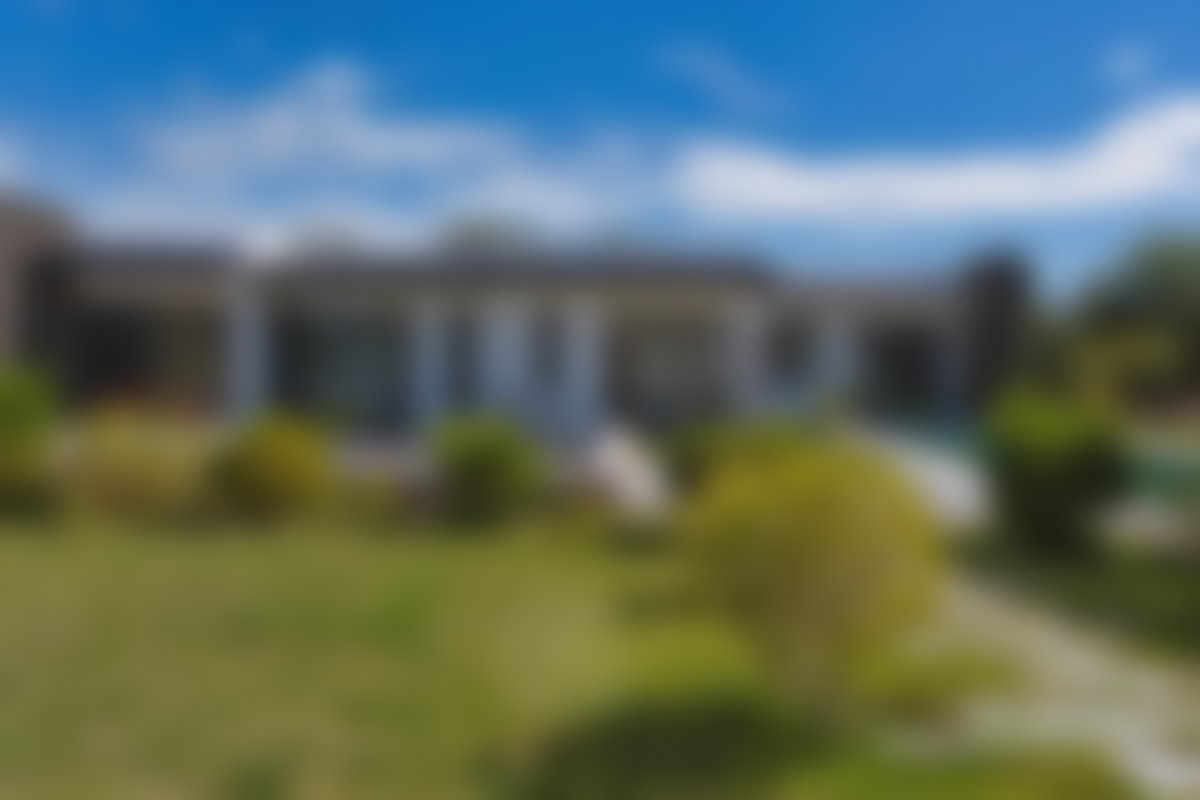 200 m² Villa on 3,700 m² of Landscaped Grounds, Arbaa Sahel