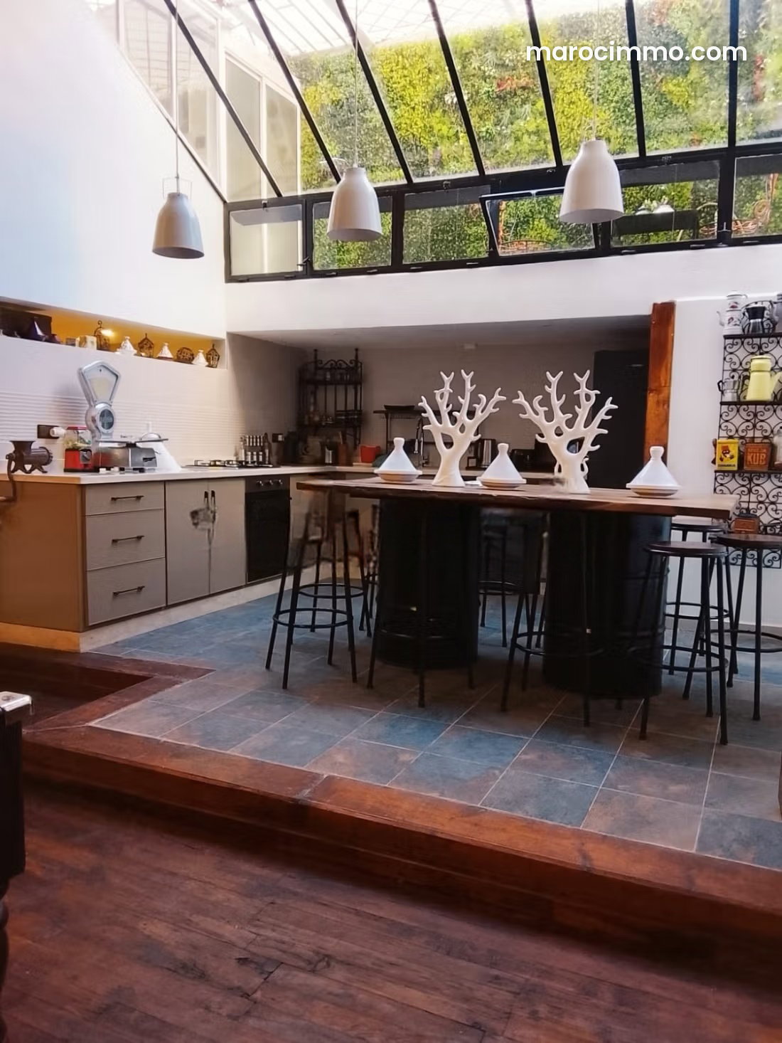 Furnished Apartment with Terrace for Sale in Gueliz, Marrakech — Marrakesh