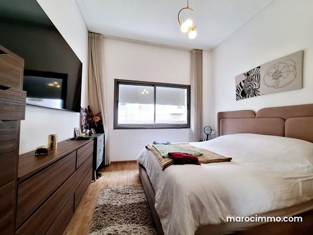 Vente bel appartement rénové avec grande Terrasse — 5
