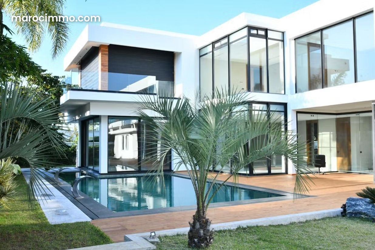 2,271 m² Luxury Villa with Two Swimming Pools, Souissi, Rabat — Rabat