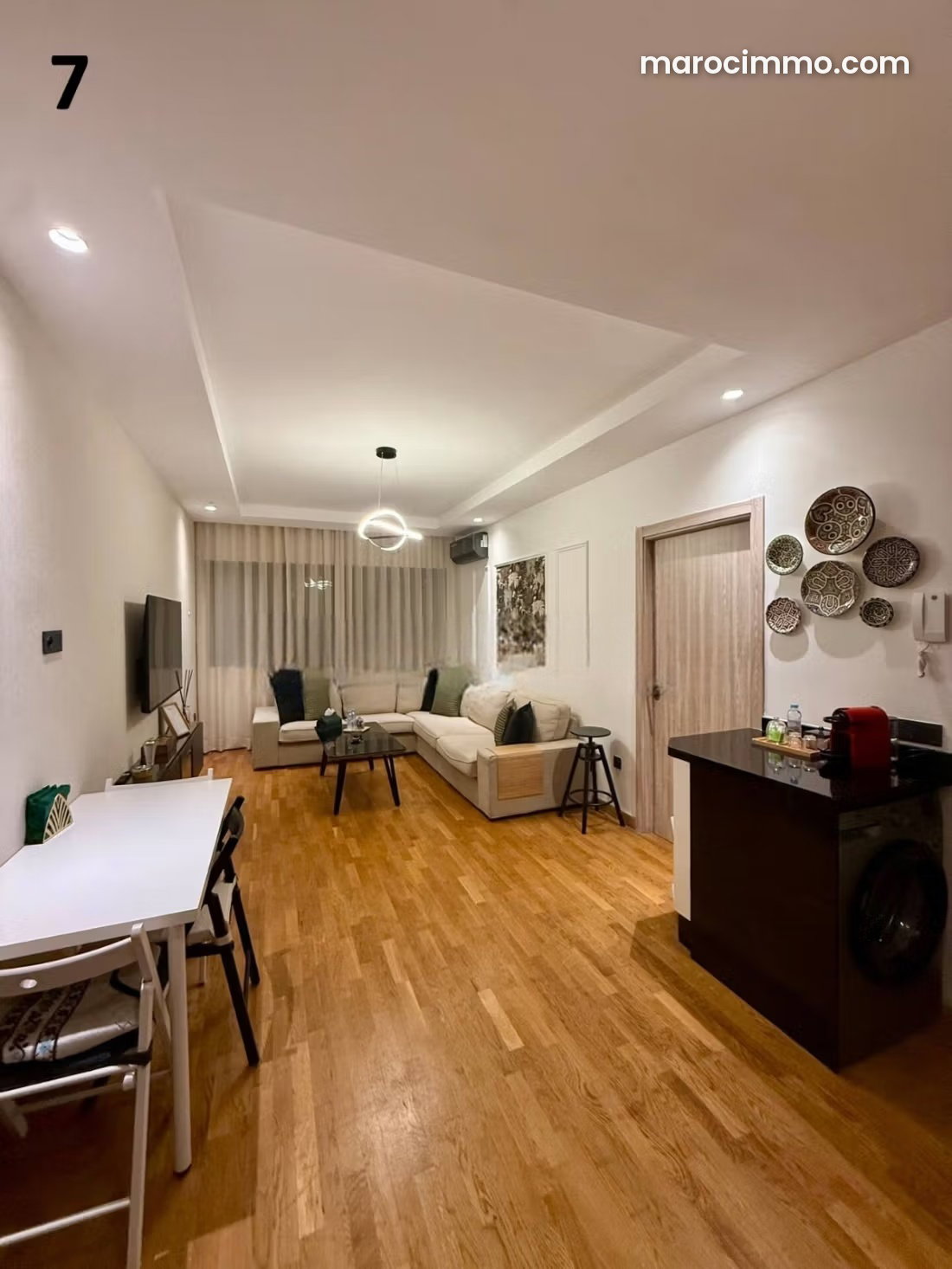 Bright Furnished Apartment for Rent in Casablanca's La Gare District — Casablanca