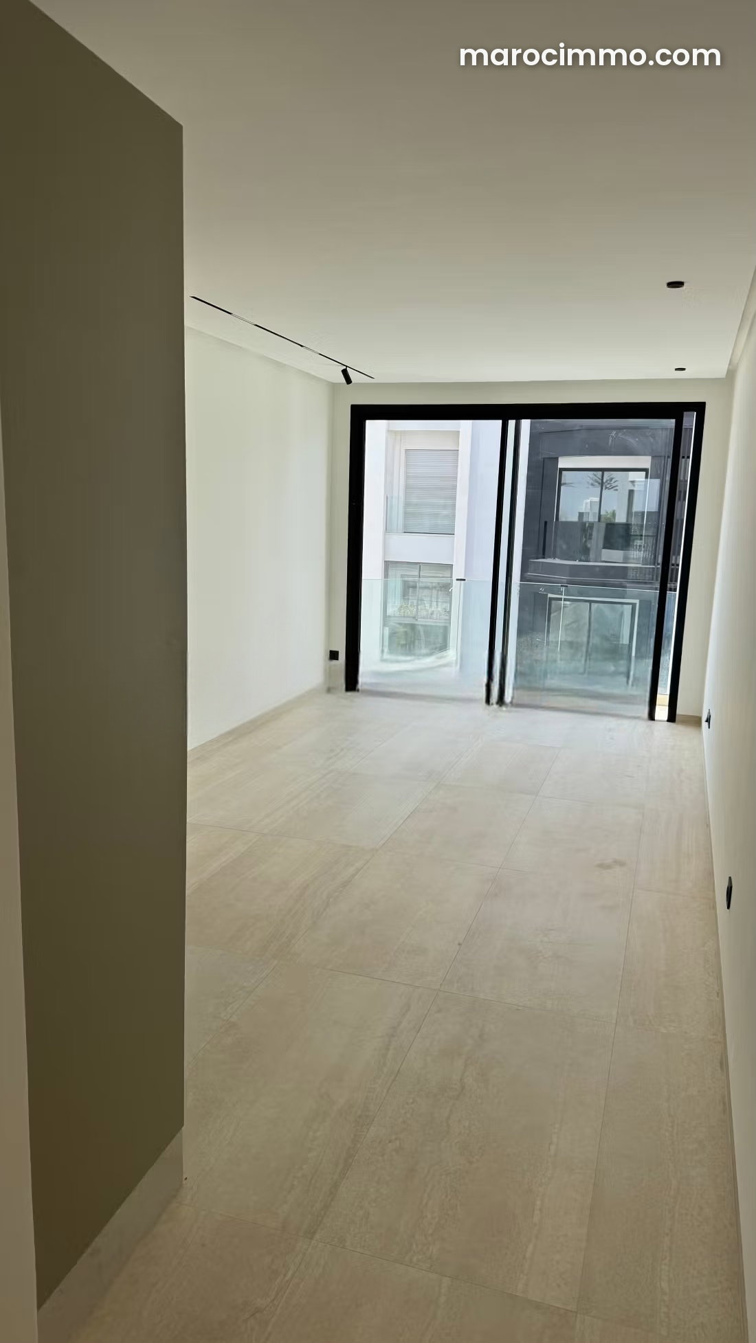 Bright studio with terrace, Oasis, Casablanca — Casablanca