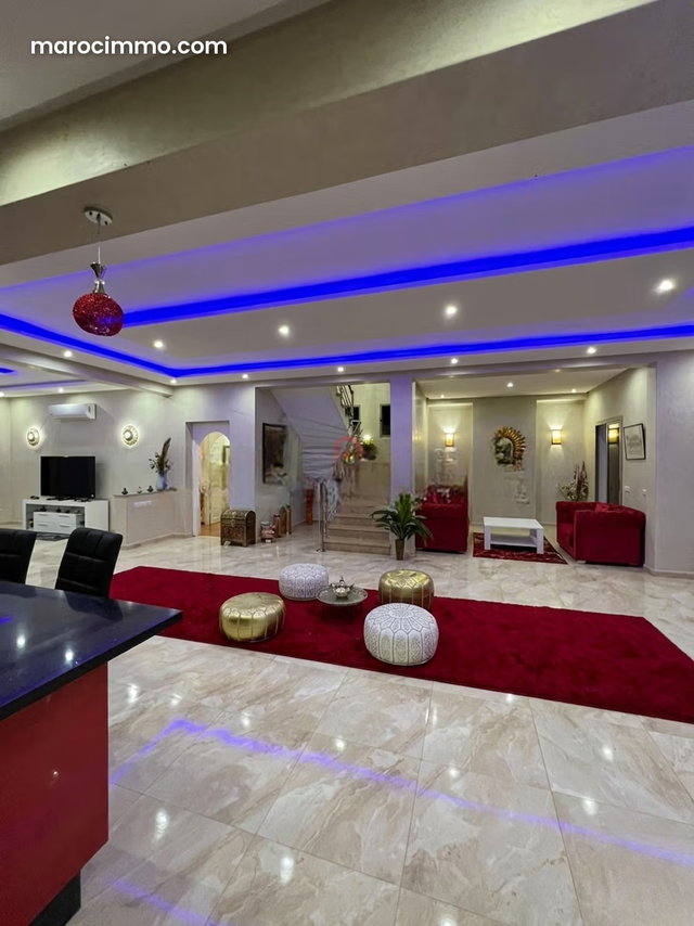 Sale Villa on Amezmiz Road — 3