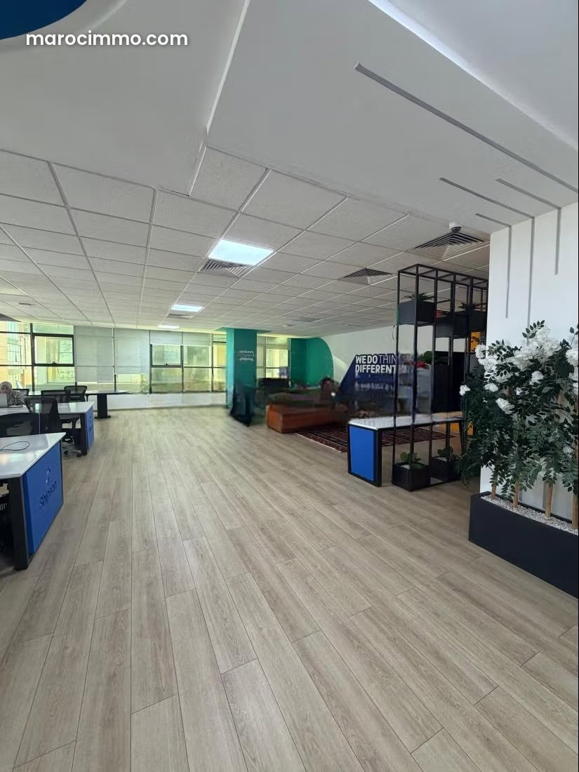 Bureau 250 m² à louer, Sidi Maarouf, Casablanca, tout équipé — Casablanca