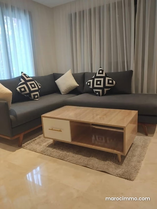 Superbe studio meublé à louer à Gauthier — 5