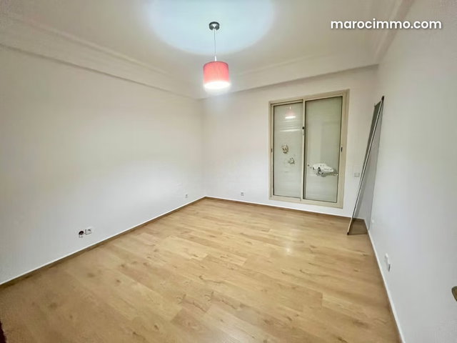 A vendre Appt 226m2 4ch Racine — 4