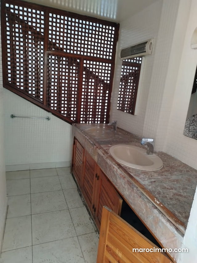Villa a la location vide a anfa 42000dh — 5
