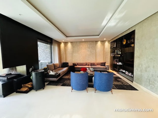 Charming Renovated Villa — 5