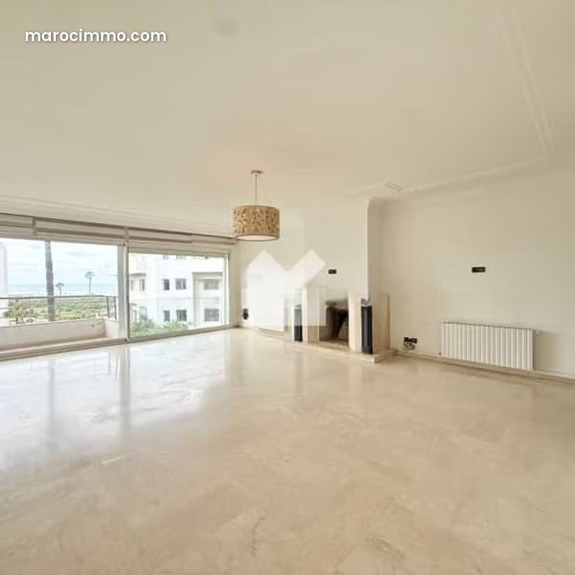 New 185 sqm apartment with garden in Ain Diab, Casablanca — Casablanca