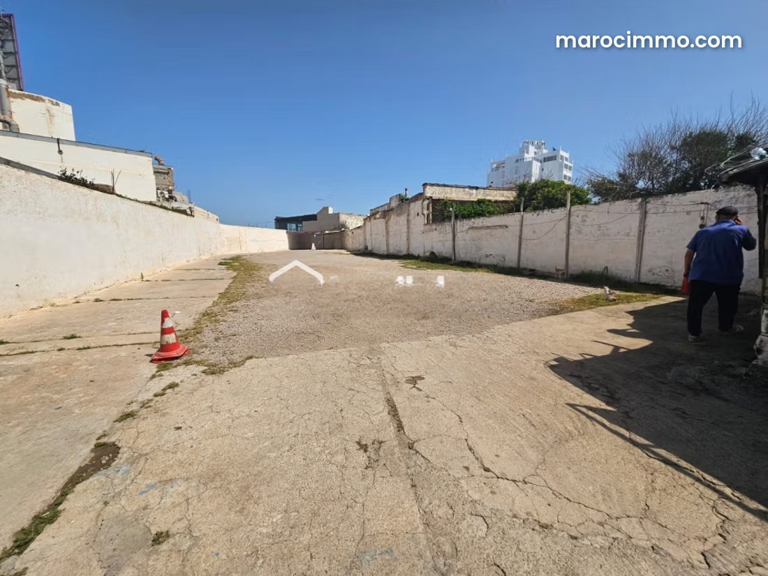 Terrain 561 m² Aïn Diab, Casablanca, proche corniche — Casablanca